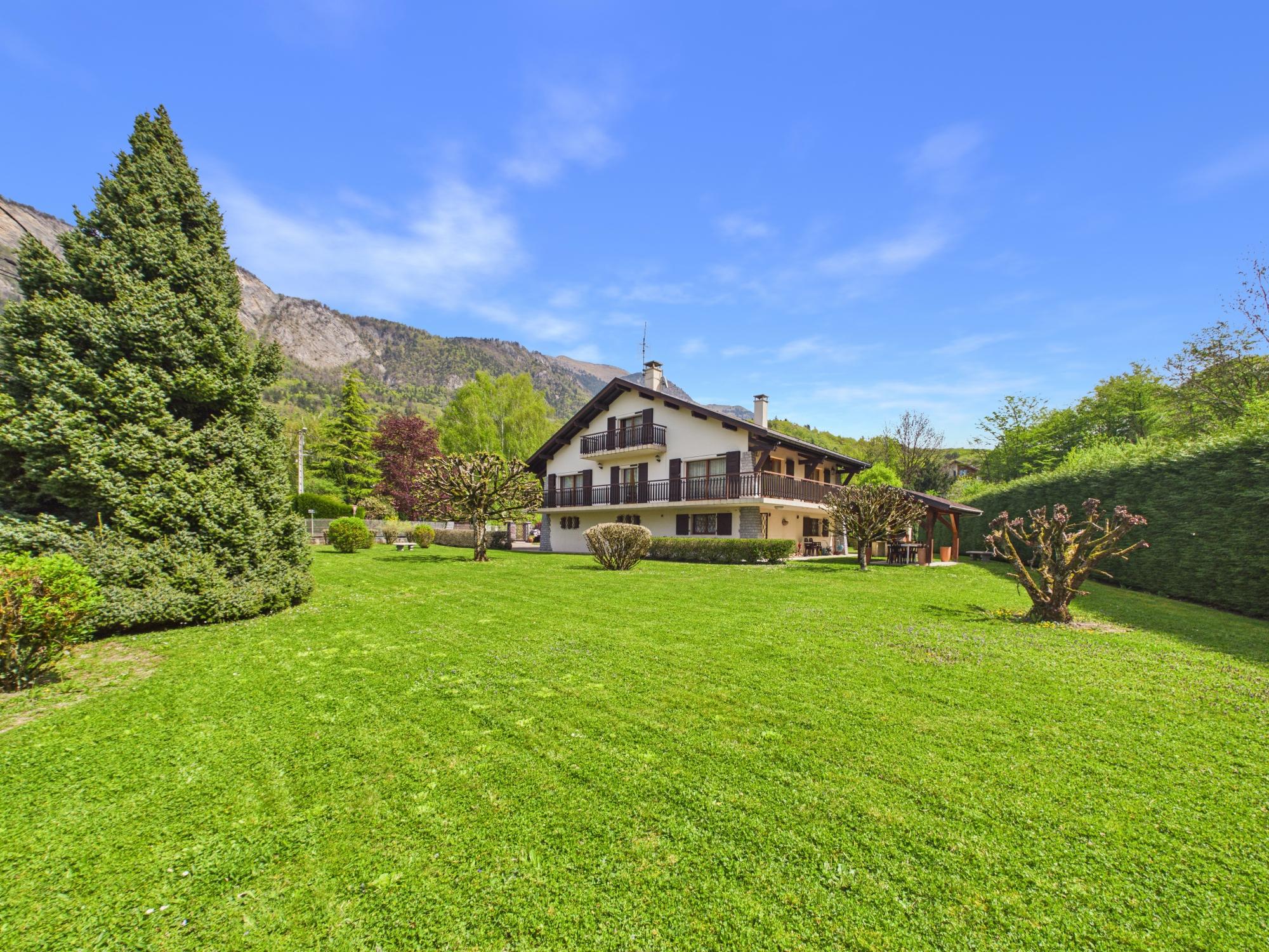 Vente Maison 4 pièces 196&nbsp;m²