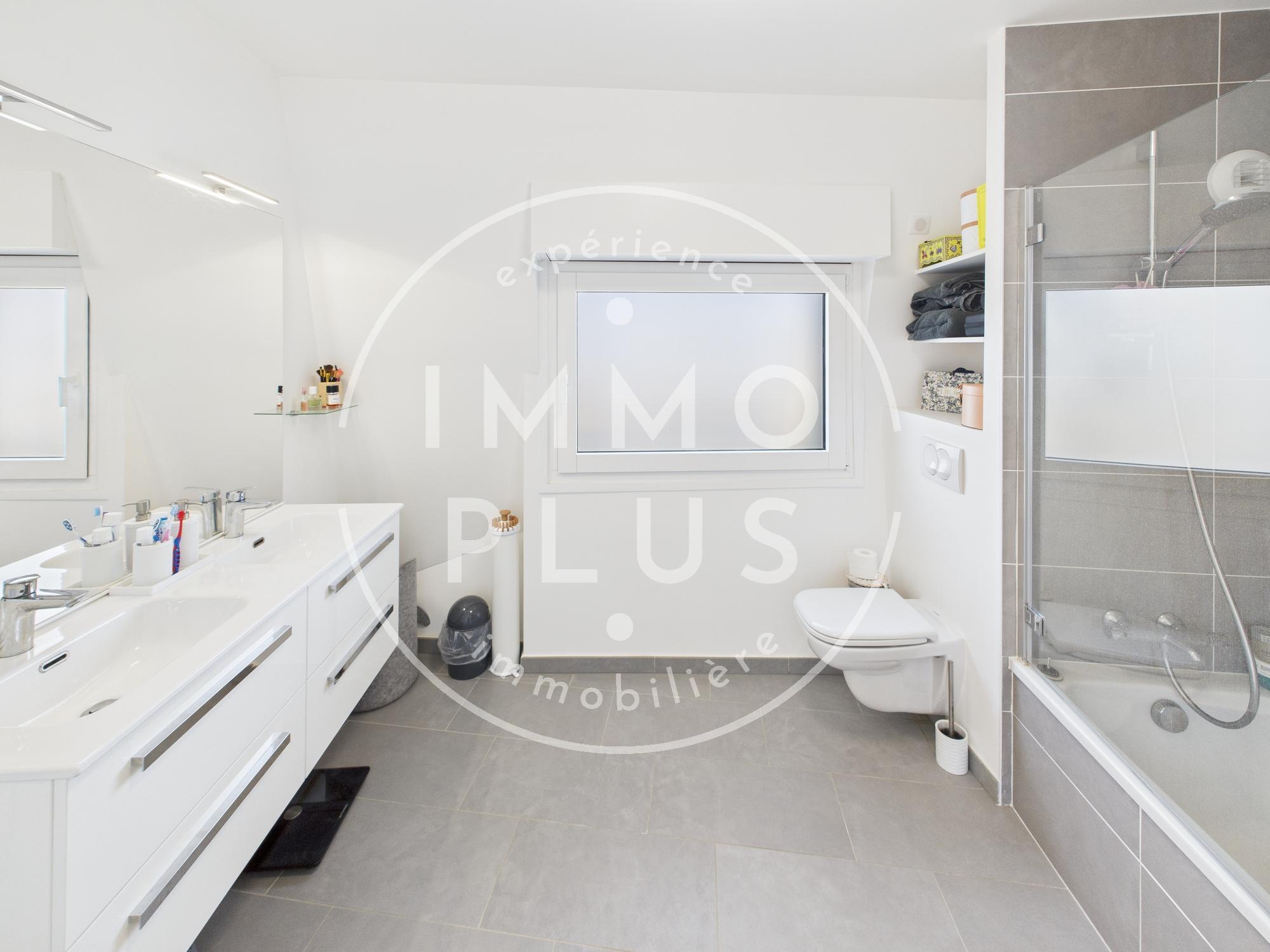 Photo ANNECY - ELEGANT T4 DE 105M²