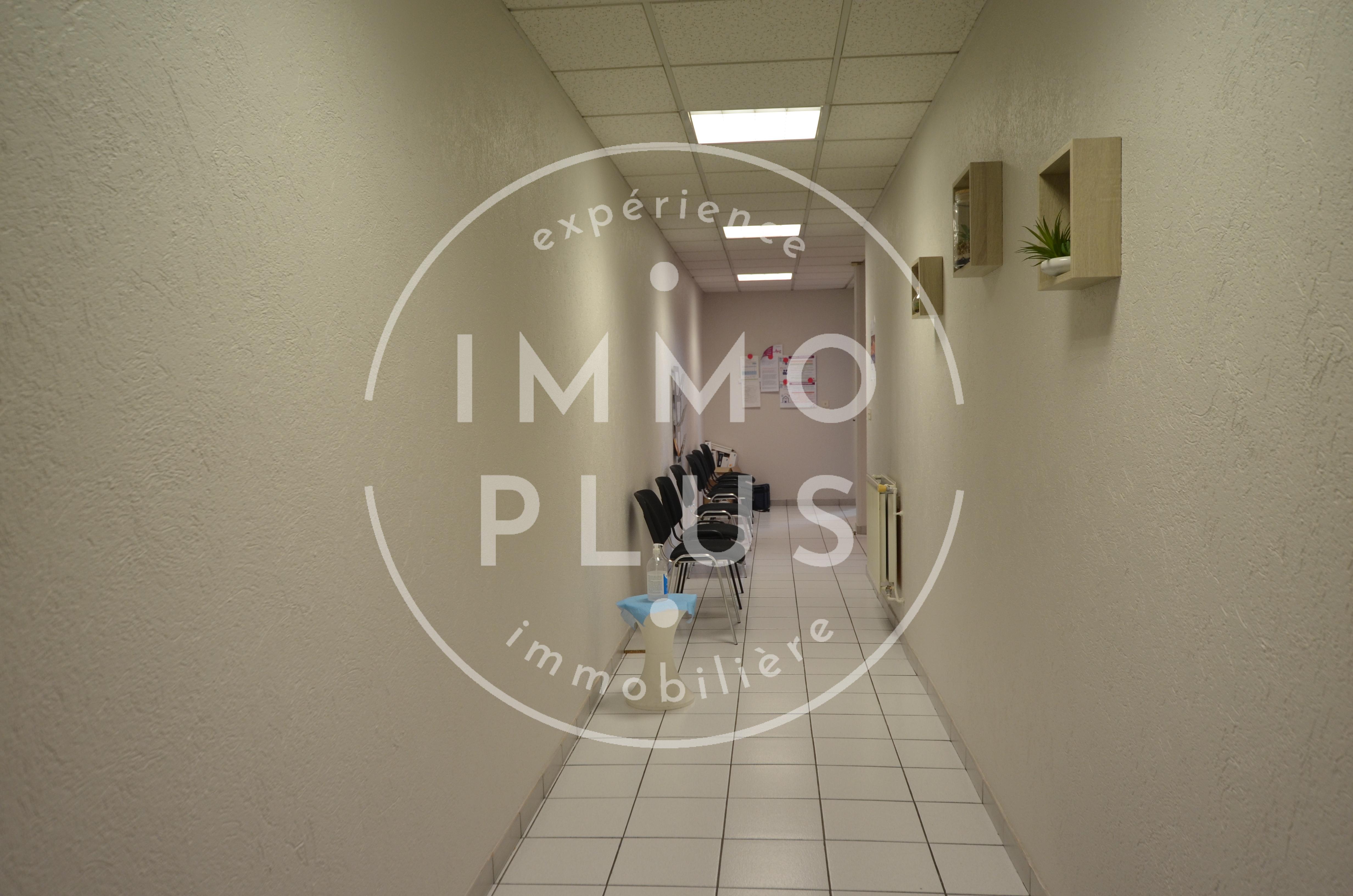 Photo Location Local 20 m&sup2;