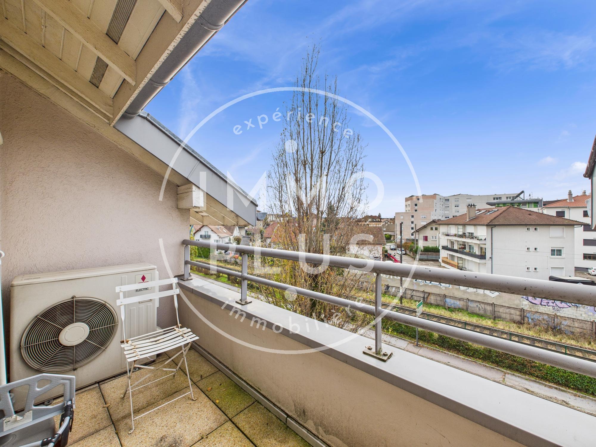 Photo Appartement de  46 m² en dernier étage avec stationnement à ANNECY