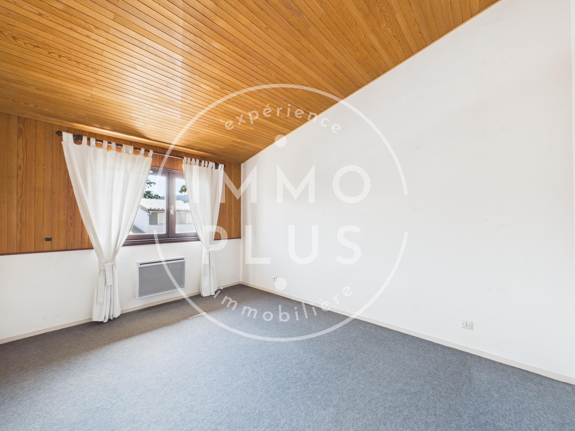 Photo Seynod proche toutes commodités - Maison, Idéale pour famille