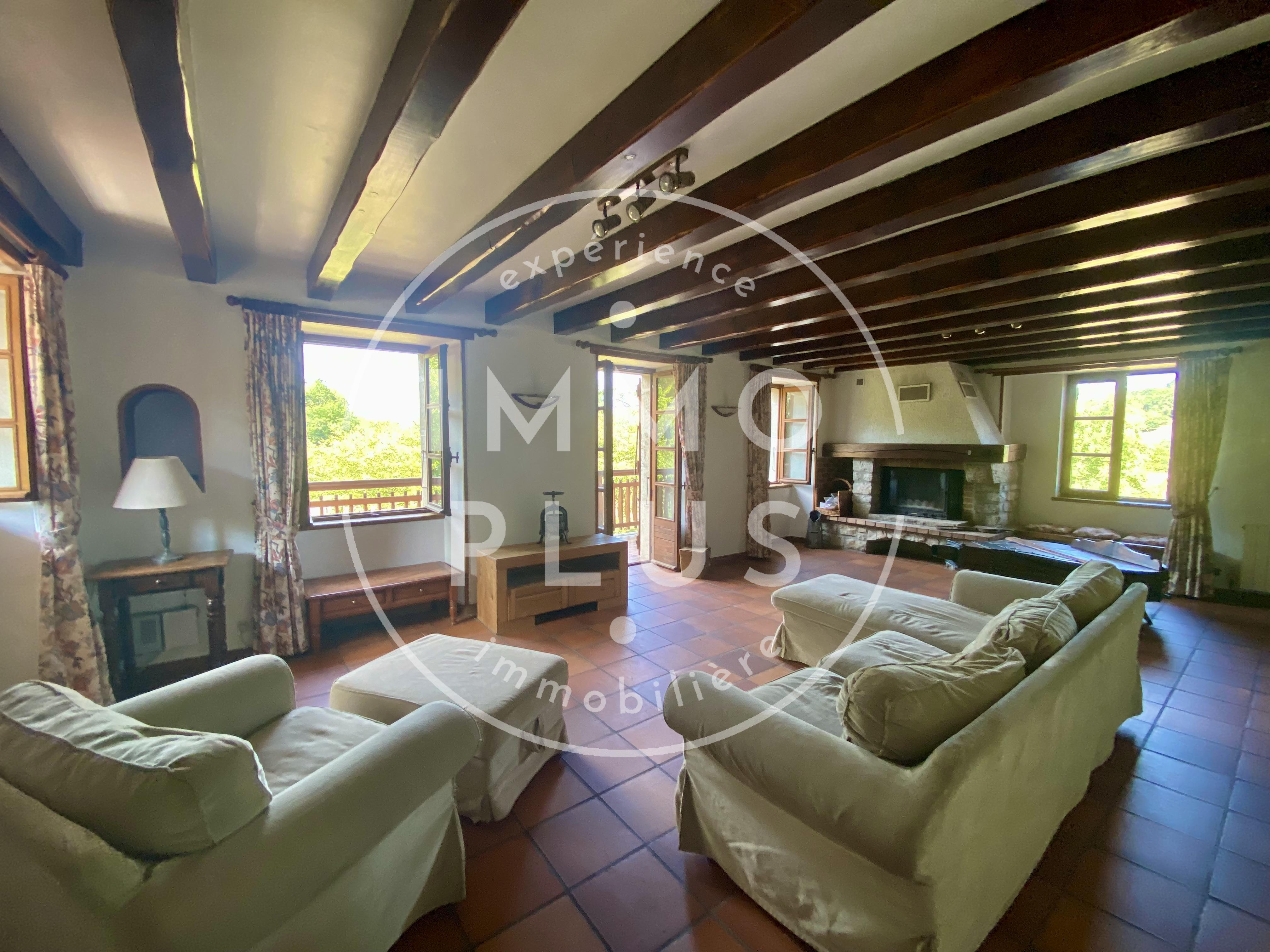 Photo Location Maison 6 pièces 279,05 m&sup2;