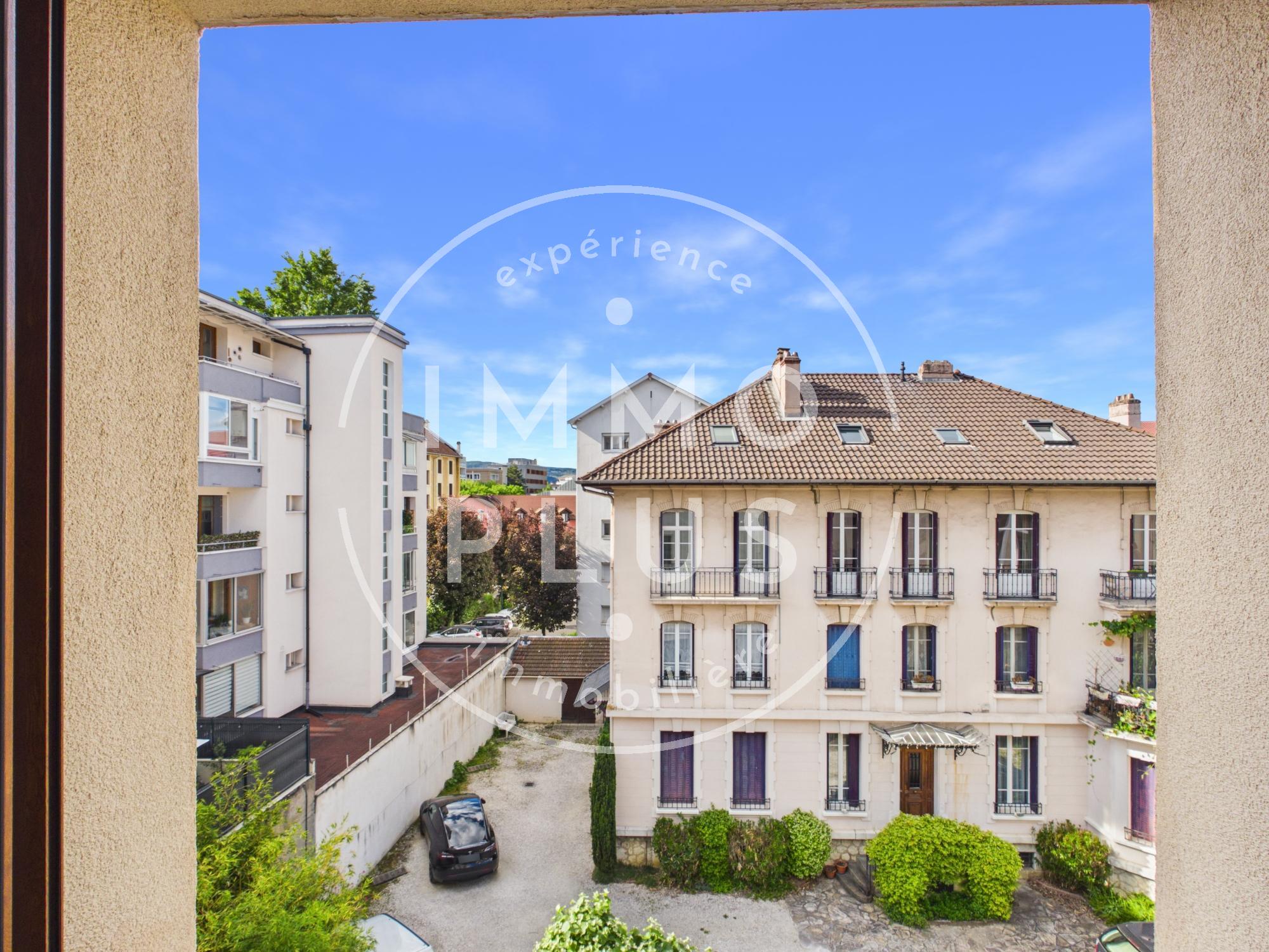Photo ** Appartement de type 3 hyper-centre à Annecy**