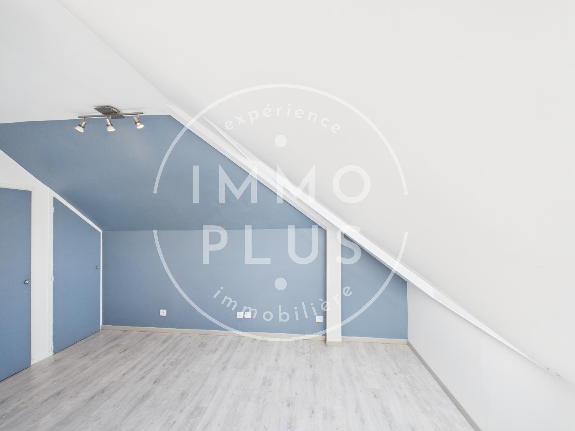 Photo A Épagny, T4 duplex avec terrasse et fort potentiel