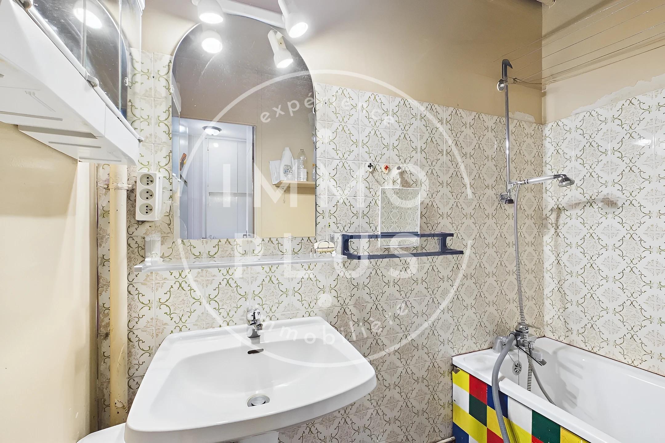 Photo Appartement  4 pièces - Secteur résidentiel calme, proche des commodités