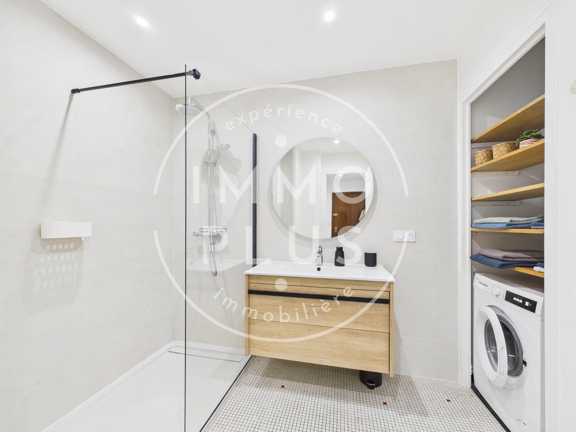 Photo ANNECY - rue Sommeiller - T3 traversant en parfait état