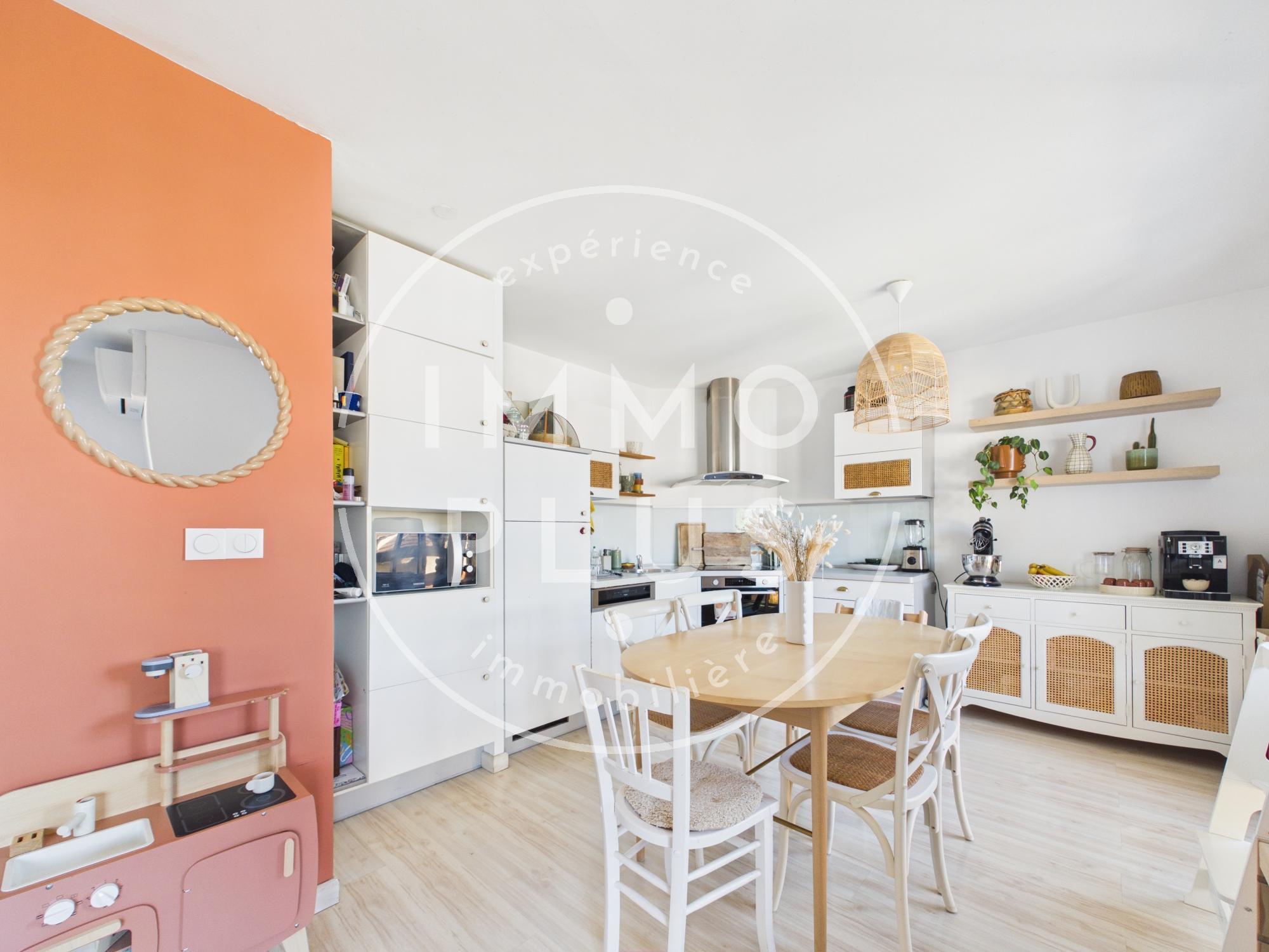 Photo Appartement T3 Duplex - Avenue de la Mavéria