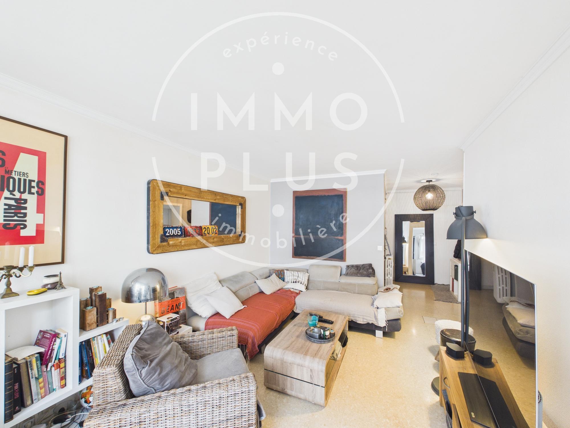 Photo ANNECY CENTRE-VILLE - A 2 PAS DU CENTRE COMMERCIAL COURIER.