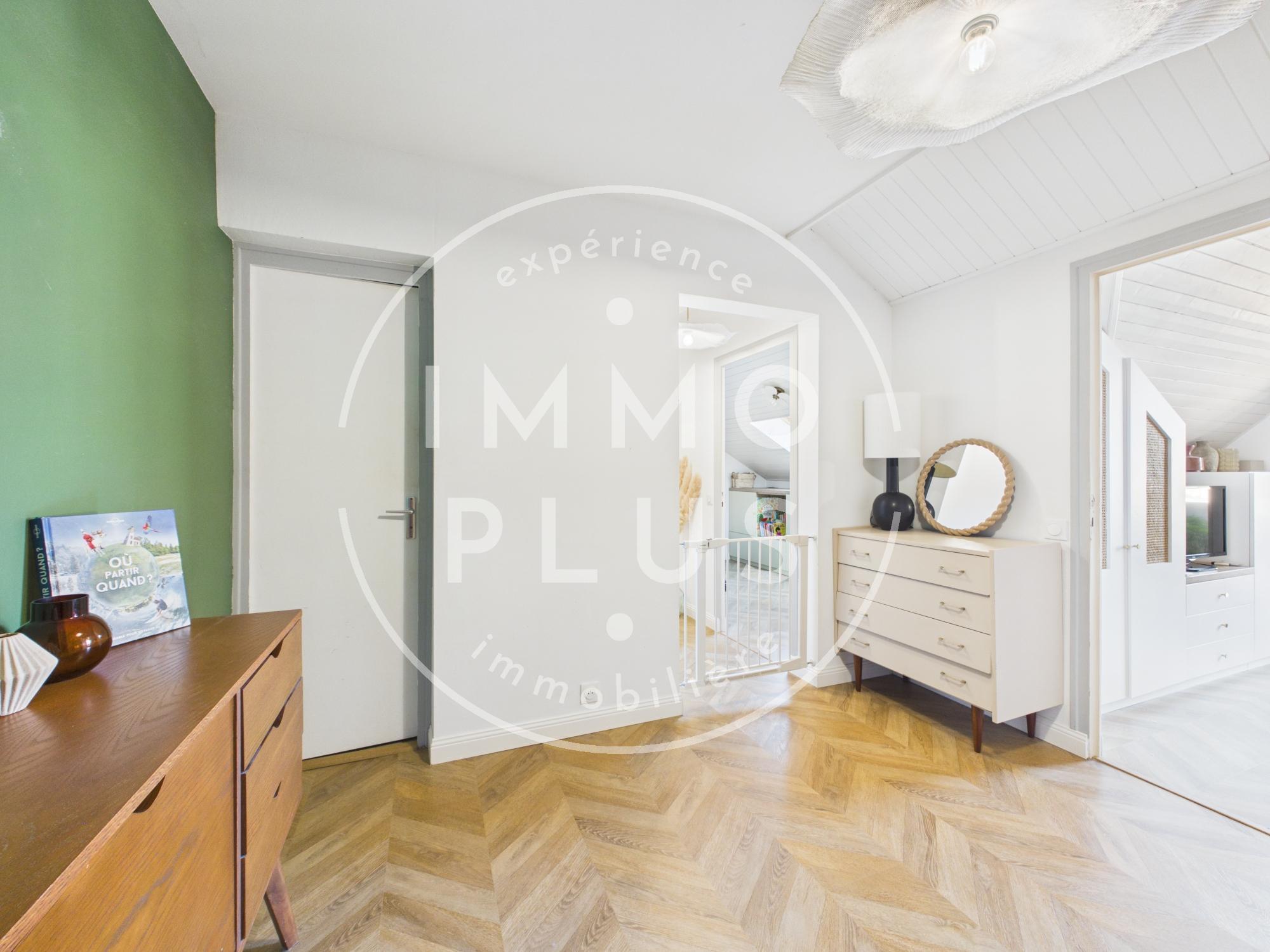 Photo Appartement T3 Duplex - Avenue de la Mavéria