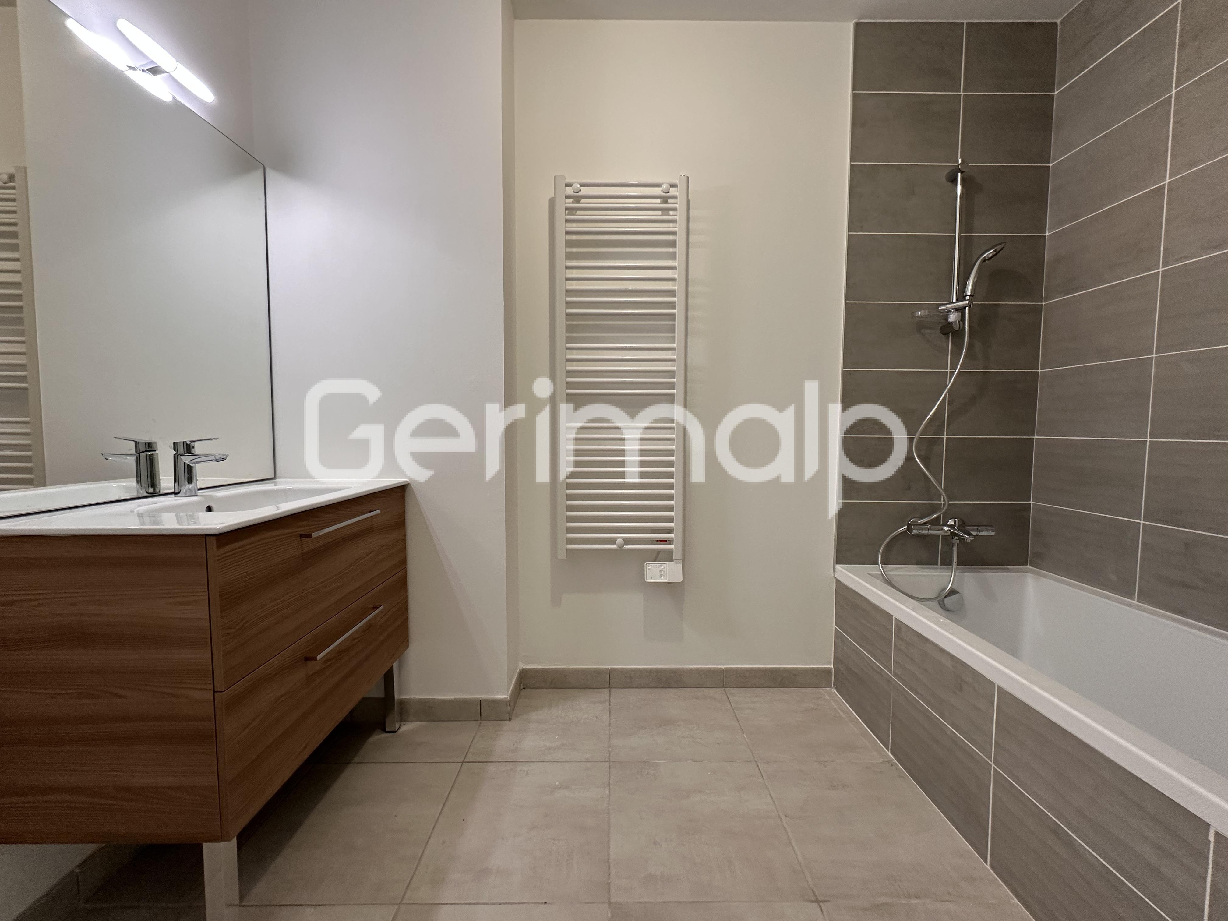 Photo Vente Appartement 4 pièces 90 m&sup2;