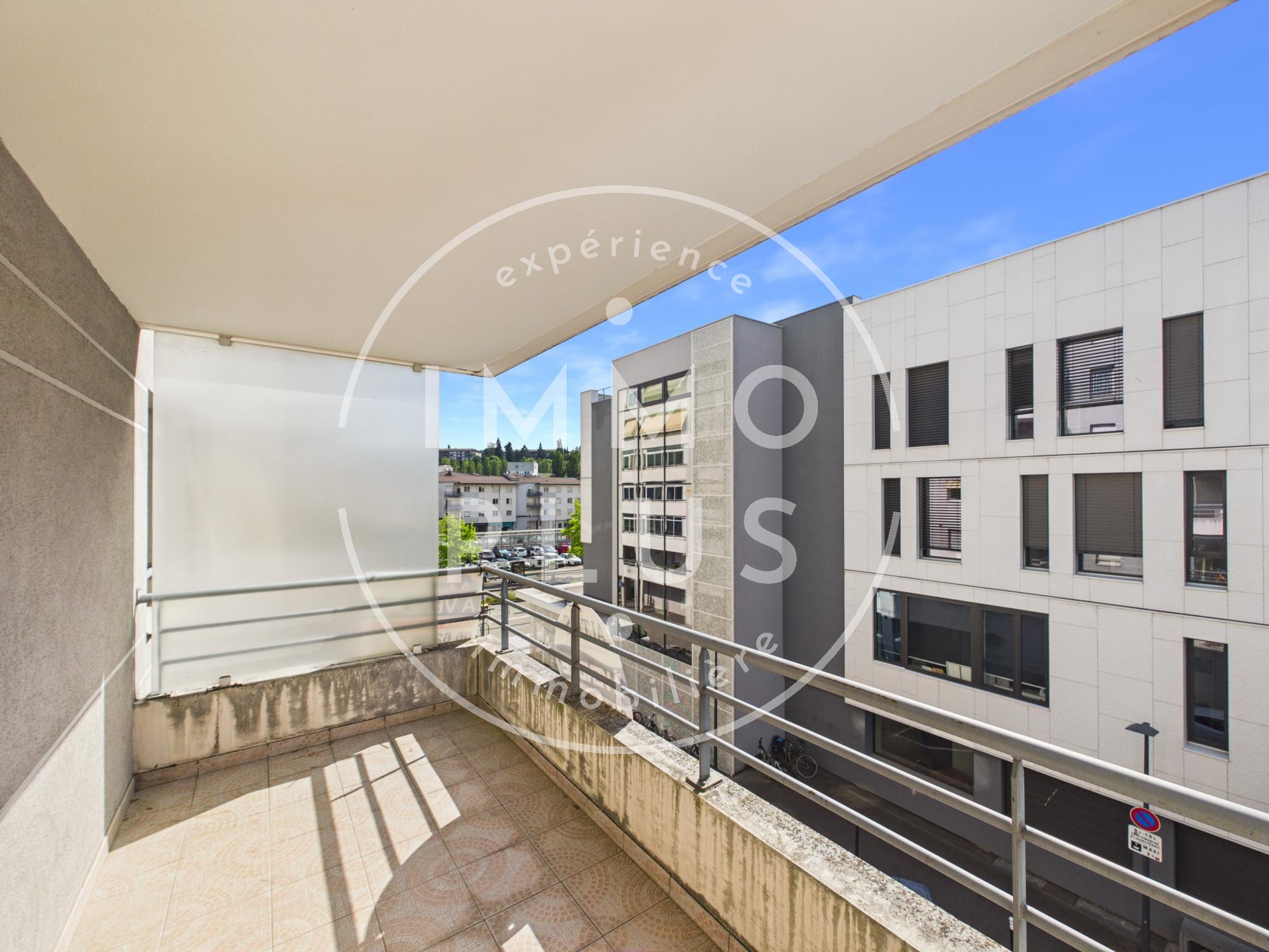 Photo **Appartement de 4 pièces à vendre à Cran-Gevrier**