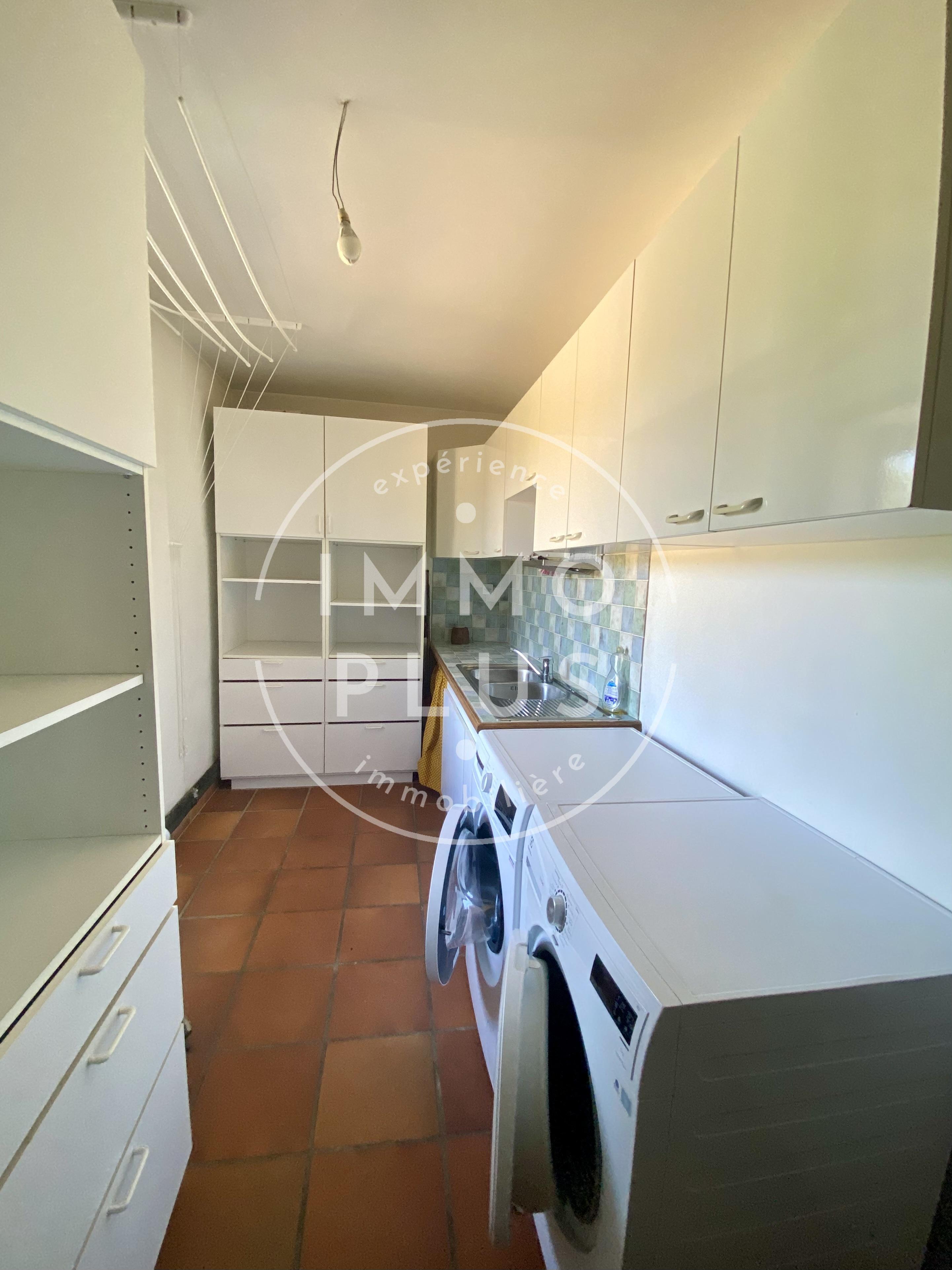 Photo Location Maison 6 pièces 279,05 m&sup2;