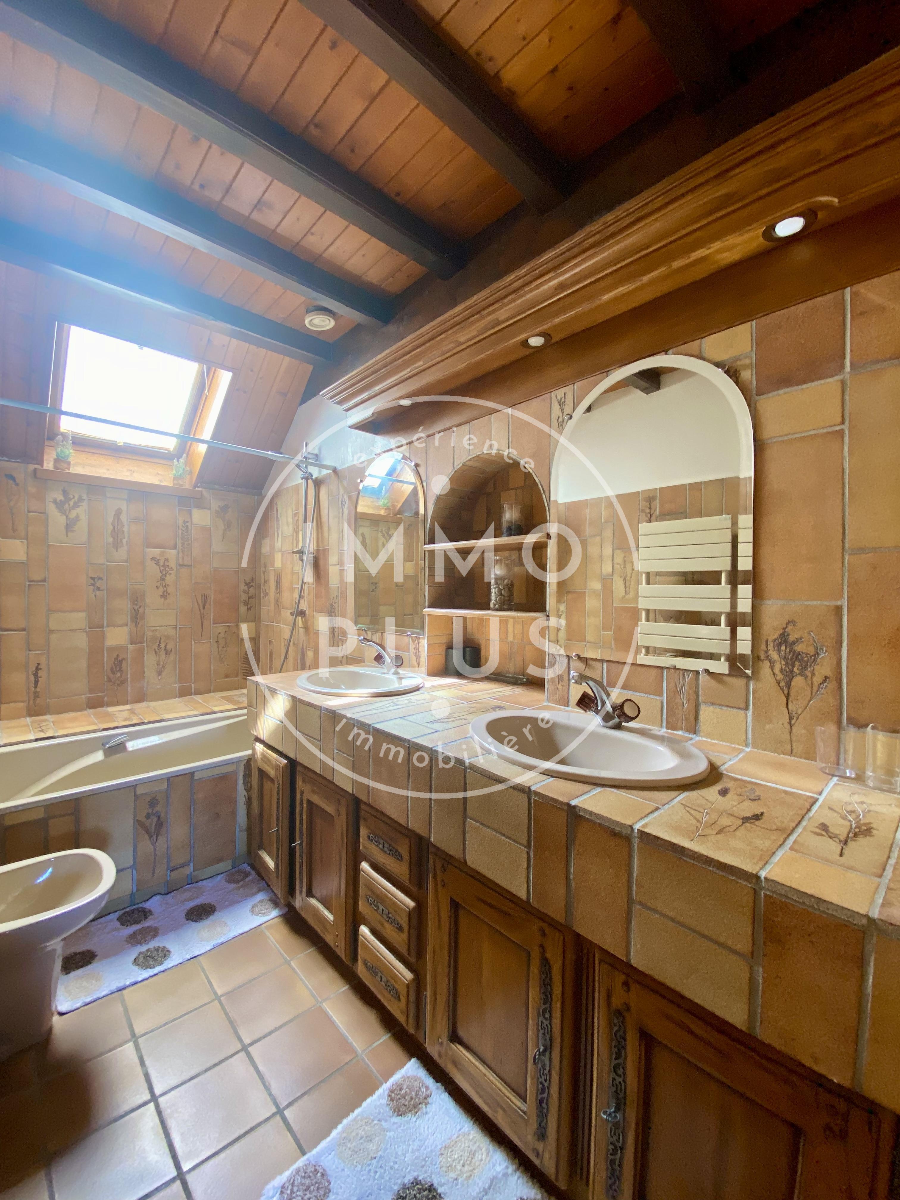 Photo Location Maison 6 pièces 279,05 m&sup2;