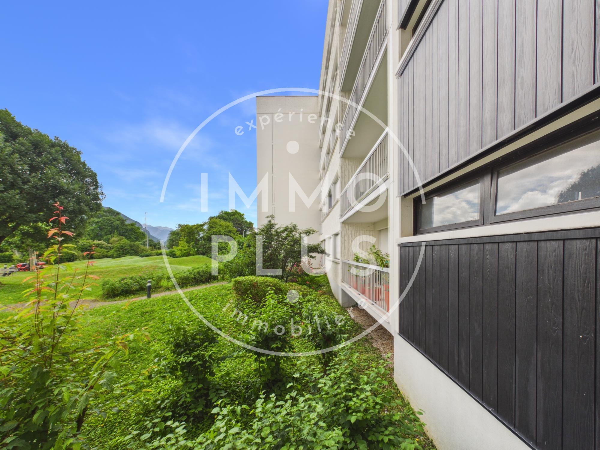 Photo **Appartement de 4 pièces en vente dans un quartier prisé d'Annecy-Le-Vieux**