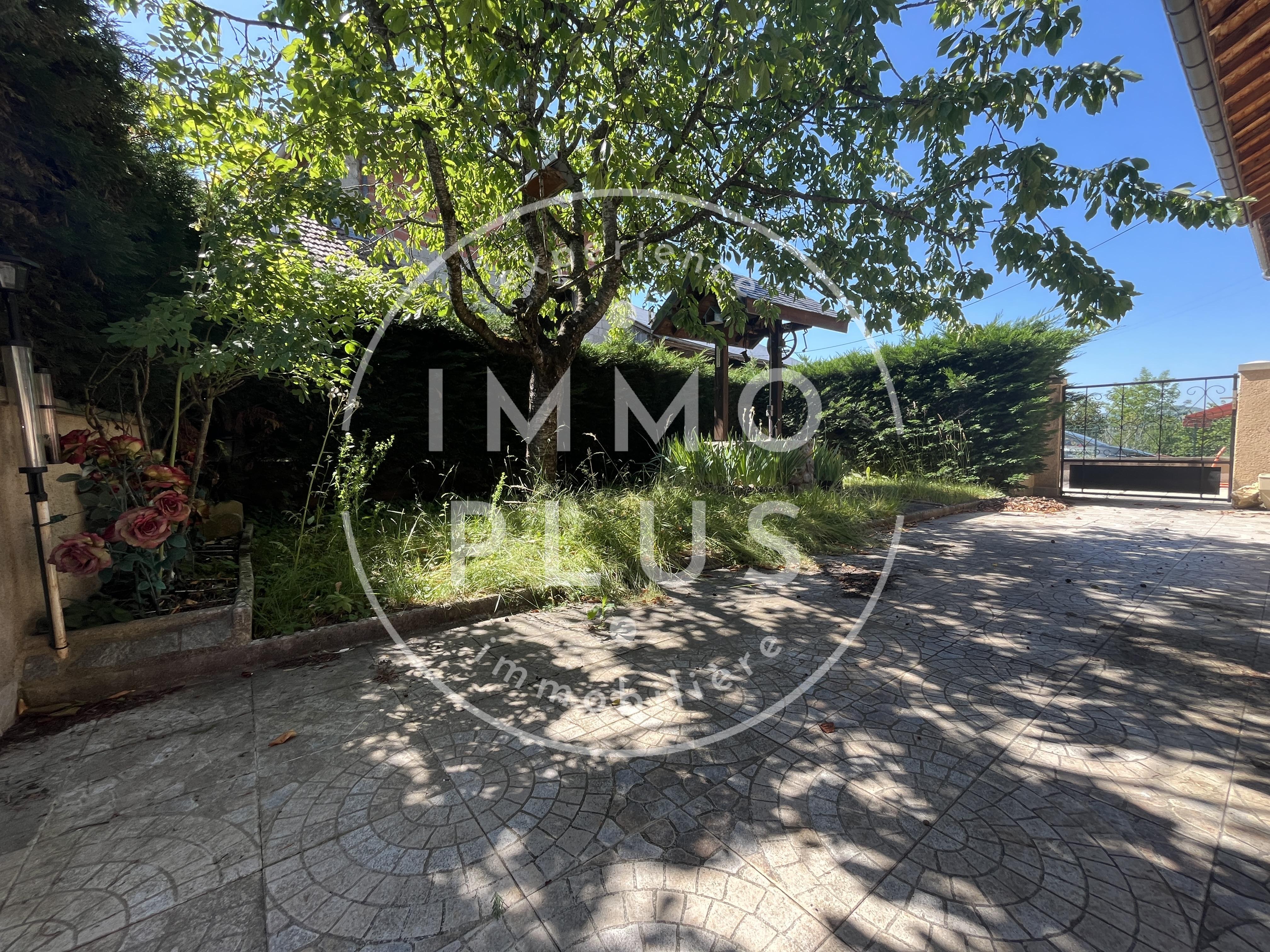 Photo Location Maison 4 pièces 121,51 m&sup2;