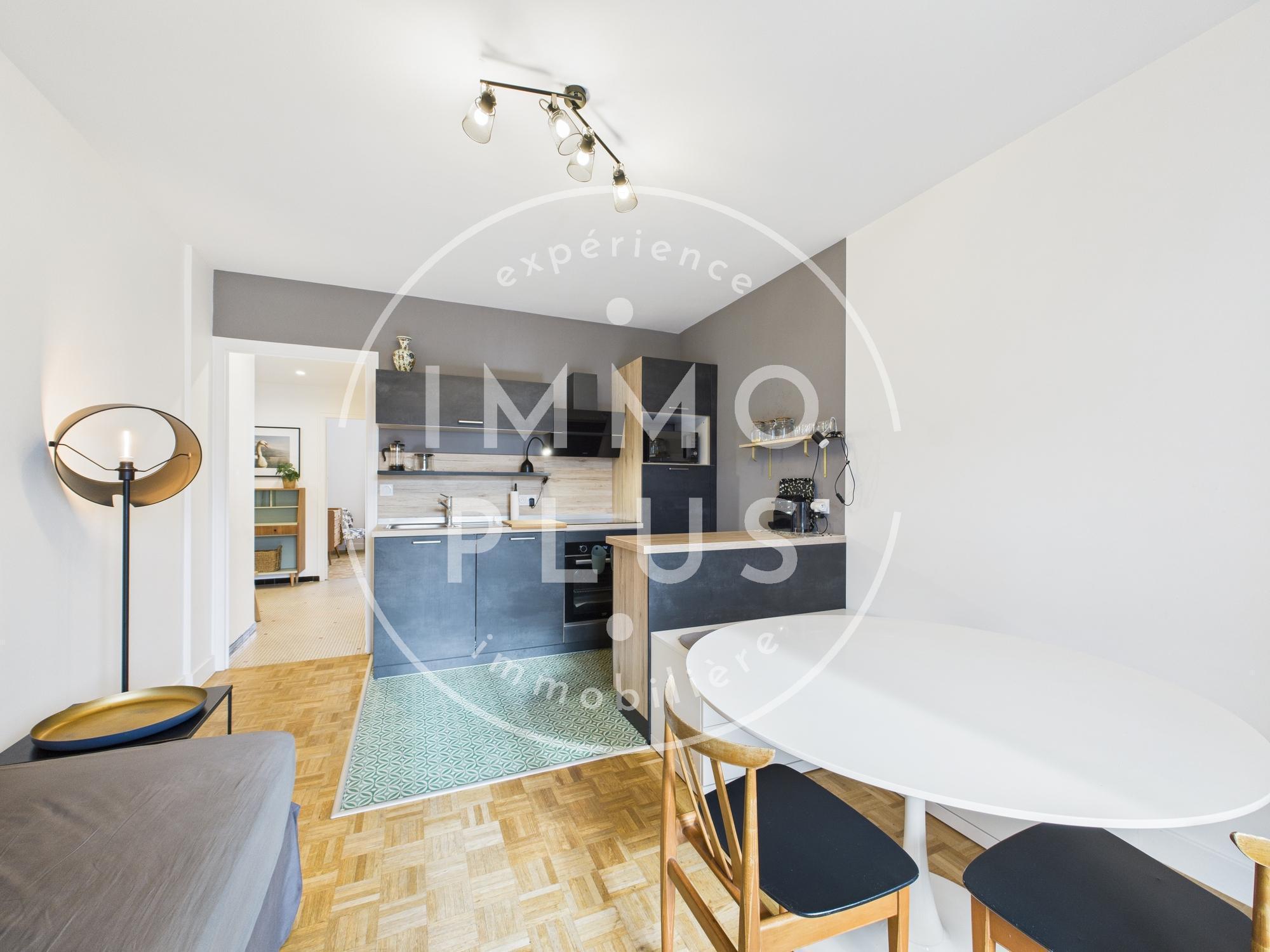 Photo ANNECY - rue Sommeiller - T3 traversant en parfait état